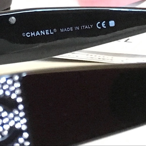 ⛔️SOLD⛔️ Authentic Classic CHANEL Sunglasses - Picture 11 of 12